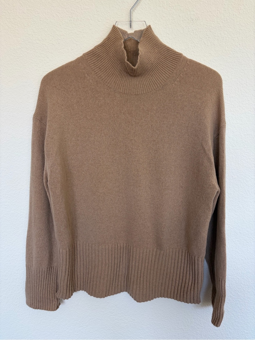 Everlane Tan Mock Neck Rib-Hem Cashmere Sweater | Sz S